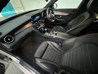 MERCEDES-BENZ C-CLASS 2.0 C220d AMG Line Saloon 4dr Diesel G-Tronic+ Euro 6 (s/s) (194