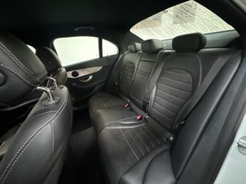MERCEDES-BENZ C-CLASS 2.0 C220d AMG Line Saloon 4dr Diesel G-Tronic+ Euro 6 (s/s) (194