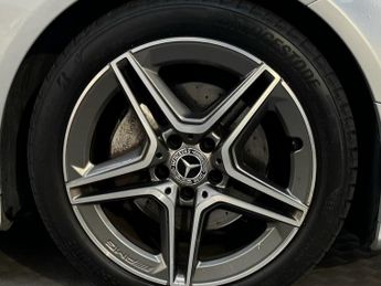 MERCEDES-BENZ C-CLASS 2.0 C220d AMG Line Saloon 4dr Diesel G-Tronic+ Euro 6 (s/s) (194