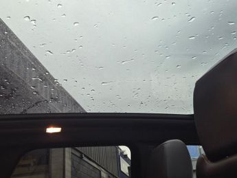 LAND ROVER RANGE ROVER EVOQUE 2.0 TD4 SE Tech SUV 5dr Diesel Auto 4WD Euro 6 (s/s) (180 ps)