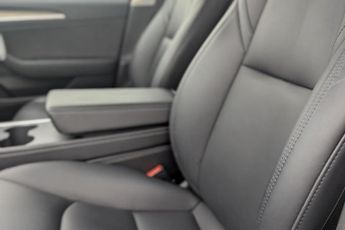 TESLA Model 3 (Dual Motor) Long Range Saloon 4dr Electric Auto 4WDE (346 ps)