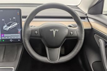 TESLA Model 3 (Dual Motor) Long Range Saloon 4dr Electric Auto 4WDE (346 ps)