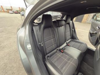 MERCEDES-BENZ A-CLASS 2.1 A200 CDI Sport Hatchback 5dr Diesel 7G-DCT Euro 6 (s/s) (136