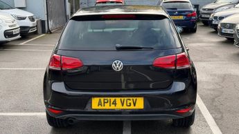 VOLKSWAGEN GOLF 1.6 TDI BlueMotion Tech SE Hatchback 5dr Diesel DSG Euro 5 (s/s)