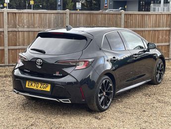 TOYOTA COROLLA 2.0 VVT-h GR SPORT Hatchback 5dr Petrol Hybrid CVT Euro 6 (s/s)
