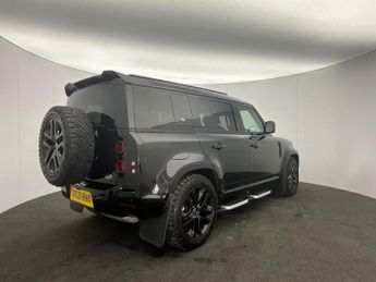 LAND ROVER DEFENDER 3.0 D300 MHEV X-Dynamic HSE SUV 5dr Diesel Auto 4WD Euro 6 (s/s)