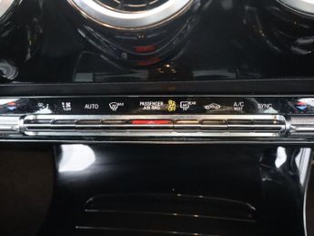 MERCEDES-BENZ A-CLASS 2.0 A250 AMG Line Hatchback 5dr Petrol 7G-DCT Euro 6 (s/s) (224 
