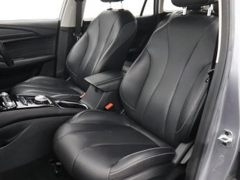 MG MG 5 61.1kWh Exclusive Long Range Estate 5dr Electric Auto (156 ps)