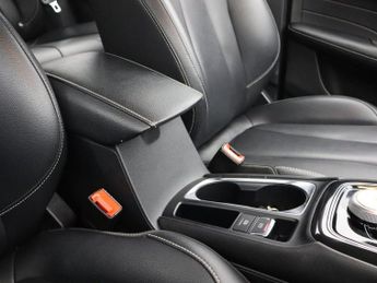 MG MG 5 61.1kWh Exclusive Long Range Estate 5dr Electric Auto (156 ps)