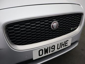 JAGUAR E-PACE 2.0 D180 R-Dynamic HSE SUV 5dr Diesel Auto AWD Euro 6 (s/s) (180