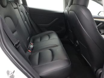 TESLA Model 3 Saloon 4dr Electric Auto RWD (241 bhp)