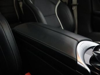 MERCEDES-BENZ C-CLASS 4.0 C63 V8 BiTurbo AMG S (Premium) Saloon 4dr Petrol SpdS MCT Eu