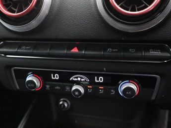 AUDI A3 1.0 TFSI 30 Black Edition Sportback 5dr Petrol S Tronic Euro 6 (