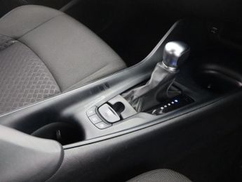 TOYOTA C-HR 1.8 VVT-h GPF Icon SUV 5dr Petrol Hybrid CVT Euro 6 (s/s) (122 p