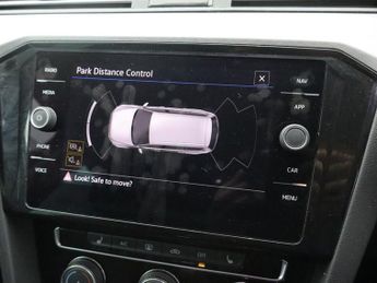 VOLKSWAGEN PASSAT 1.5 TSI EVO SEL Estate 5dr Petrol DSG Euro 6 (s/s) (150 ps)
