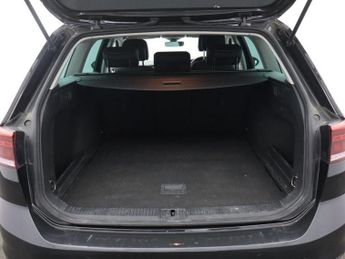 VOLKSWAGEN PASSAT 1.5 TSI EVO SEL Estate 5dr Petrol DSG Euro 6 (s/s) (150 ps)