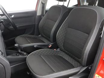 SKODA FABIA 1.0 TSI Colour Edition Hatchback 5dr Petrol DSG Euro 6 (s/s) (95