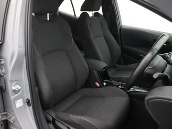 TOYOTA COROLLA 1.8 VVT-h GPF Icon Hatchback 5dr Petrol Hybrid CVT Euro 6 (s/s) 