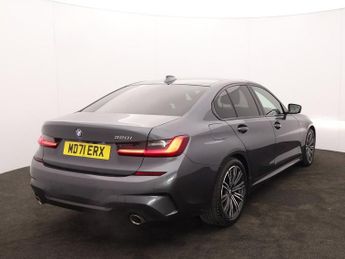 BMW 3 SERIES 2.0 320i M Sport Saloon 4dr Petrol Auto Euro 6 (s/s) (184 ps)