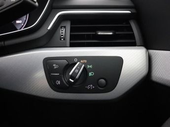 AUDI A4 2.0 TFSI 35 Sport Estate 5dr Petrol S Tronic Euro 6 (s/s) (150 p