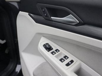 VOLKSWAGEN GOLF 1.5 eTSI MHEV Style Hatchback 5dr Petrol Hybrid DSG Euro 6 (s/s)