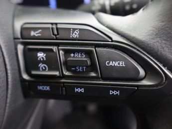 TOYOTA YARIS CROSS 1.5 VVT-h Design SUV 5dr Petrol Hybrid E-CVT Euro 6 (s/s) (116 p