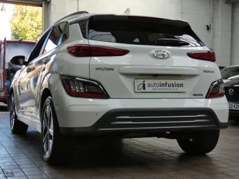 HYUNDAI KONA 64kWh Premium SUV 5dr Electric Auto (10.5kW Charger) (204 ps)