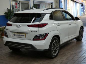 HYUNDAI KONA 64kWh Premium SUV 5dr Electric Auto (10.5kW Charger) (204 ps)