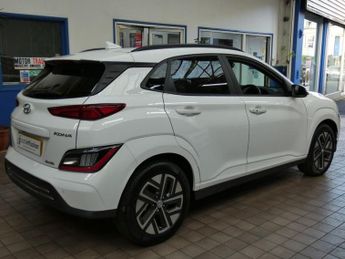 HYUNDAI KONA 64kWh Premium SUV 5dr Electric Auto (10.5kW Charger) (204 ps)