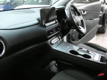 HYUNDAI KONA 64kWh Premium SUV 5dr Electric Auto (10.5kW Charger) (204 ps)