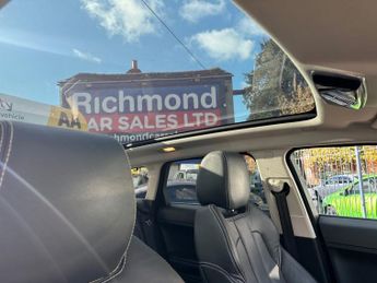 LAND ROVER RANGE ROVER EVOQUE 2.2 SD4 Prestige SUV 5dr Diesel Auto 4WD Euro 5 (190 ps)