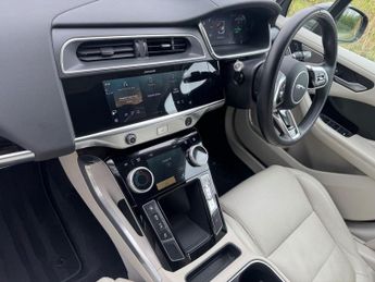 JAGUAR I-PACE 400 90kWh HSE SUV 5dr Electric Auto 4WD (400 ps)