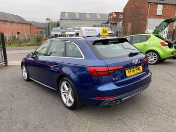 AUDI A4 AVANT 2.0 TDI S line Estate 5dr Diesel S Tronic quattro Euro 6 (s/s) (