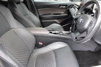 TOYOTA CHR 1.8 VVT-h Excel SUV 5dr Petrol Hybrid CVT Euro 6 (s/s) (122 ps)