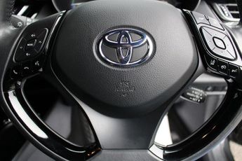 TOYOTA CHR 1.8 VVT-h Excel SUV 5dr Petrol Hybrid CVT Euro 6 (s/s) (122 ps)