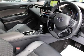 TOYOTA CHR 1.8 VVT-h Excel SUV 5dr Petrol Hybrid CVT Euro 6 (s/s) (122 ps)