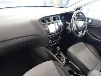 HYUNDAI I20 1.4 Premium SE Nav Hatchback 5dr Petrol Auto Euro 6 (100 ps)