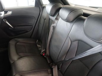 AUDI A1 1.4 TFSI S line Sportback 5dr Petrol S Tronic Euro 6 (s/s) (Nav)