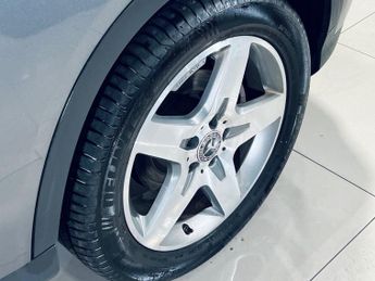 MERCEDES-BENZ GLA 2.1 GLA200d AMG Line (Premium Plus) SUV 5dr Diesel Manual Euro 6