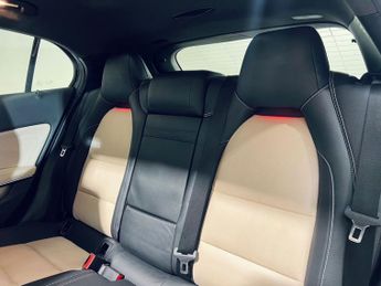 MERCEDES-BENZ GLA 2.1 GLA200d AMG Line (Premium Plus) SUV 5dr Diesel Manual Euro 6