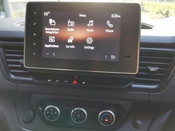 RENAULT TRAFIC 2.0 dCi Blue LL30 Business+ Panel Van 5dr Diesel Manual L2 H1 Eu