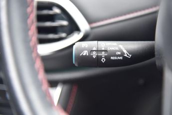 MG MG HS 1.5 T-GDI Exclusive SUV 5dr Petrol DCT Euro 6 (s/s) (162 ps)