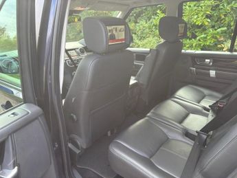 LAND ROVER DISCOVERY 4 3.0 SD V6 HSE Luxury SUV 5dr Diesel Auto 4WD Euro 5 (s/s) (255 b