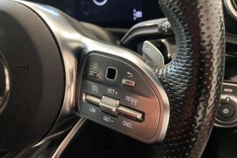 MERCEDES-BENZ CLA 1.3 CLA180 AMG Line Coupe 4dr Petrol 7G-DCT Euro 6 (s/s) (136 ps