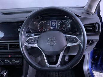 VOLKSWAGEN T-CROSS 1.0 TSI SE SUV 5dr Petrol DSG Euro 6 (s/s) (110 ps)