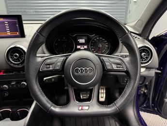 AUDI A3 2.0 TDI 40 Black Edition Saloon 4dr Diesel S Tronic quattro Euro