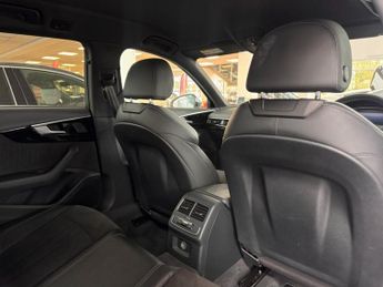 AUDI A4 AVANT 2.0 TDI 30 Black Edition Estate 5dr Diesel S Tronic Euro 6 (s/s)
