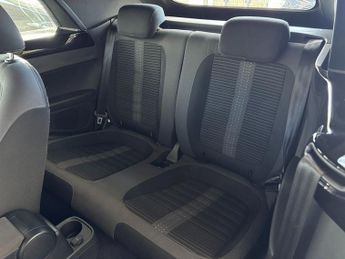 VOLKSWAGEN BEETLE 2.0 TDI BlueMotion Tech Sport Cabriolet 2dr Diesel DSG Euro 6 (s