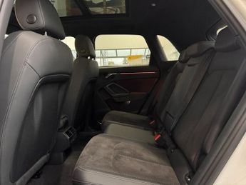 AUDI Q3 2.0 TDI 35 Vorsprung SUV 5dr Diesel S Tronic Euro 6 (s/s) (150 p