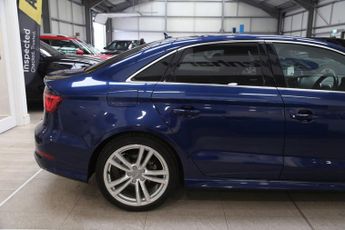 AUDI A3 1.4 TFSI CoD S line Saloon 4dr Petrol S Tronic Euro 6 (s/s) (Nav
